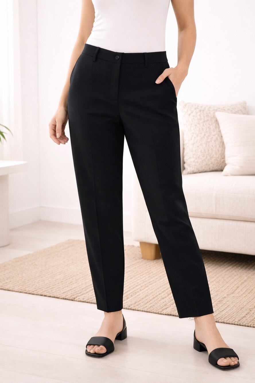Chicos 2 Short Seamed Ponte Pants Large Black Skinny leg